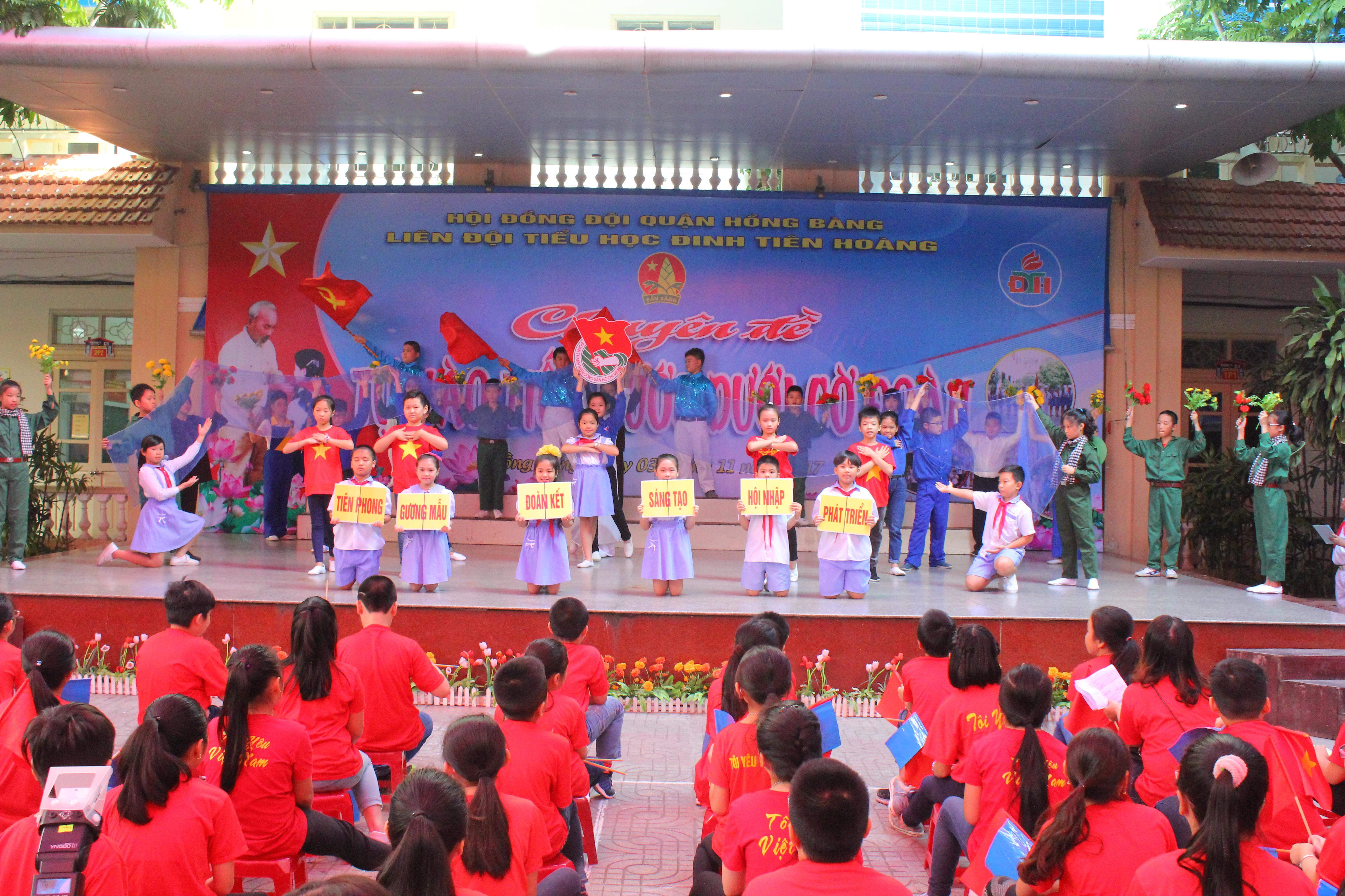 1509932229-Chuyen de Tien buoc duoi co Doan TH DTH (4)